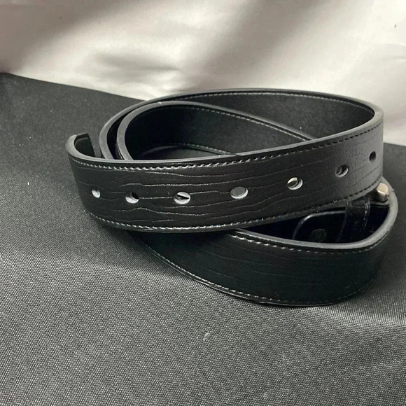 SEPTWOLVES MENS BLACK BELT SIZE 46” VERY GOOD CLEAN CONDITION - Picture 6 of 8